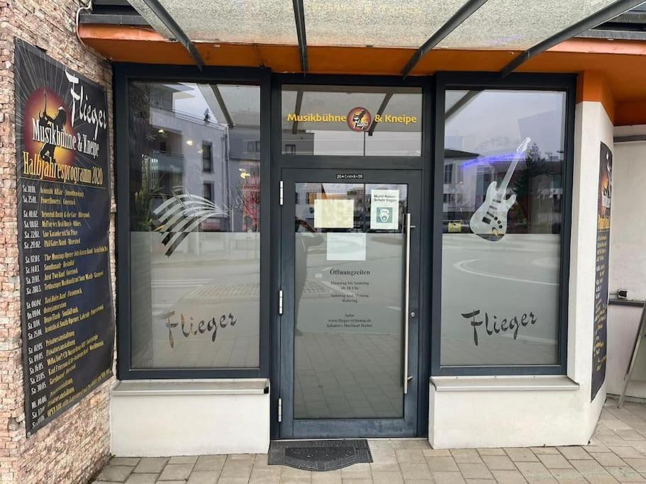 Musikbuehne Flieger - Das Konzept - Loften In Einer Kneipe Tettnang Kültér fotó
